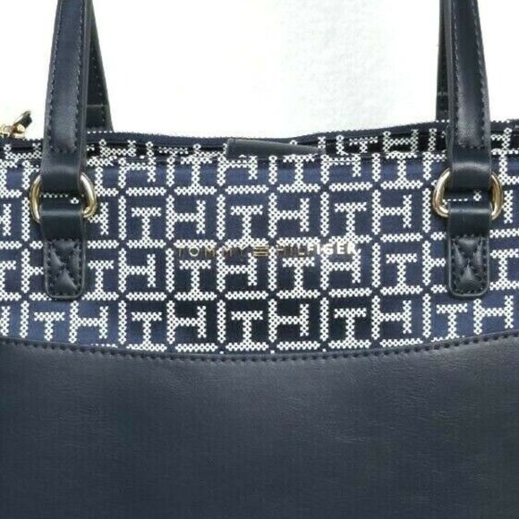 Tommy Hilfiger Jacquard Tote Shoulder Handbags - Picture 8 of 8